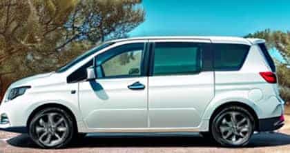 Rent A Nissan Serena 8 Seater