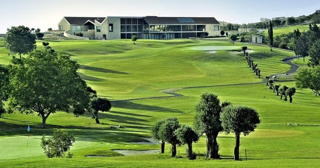 Golf courses in Larnaca